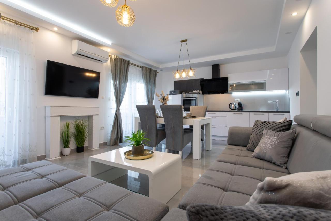 Villa Padre Подстрана Екстериор снимка